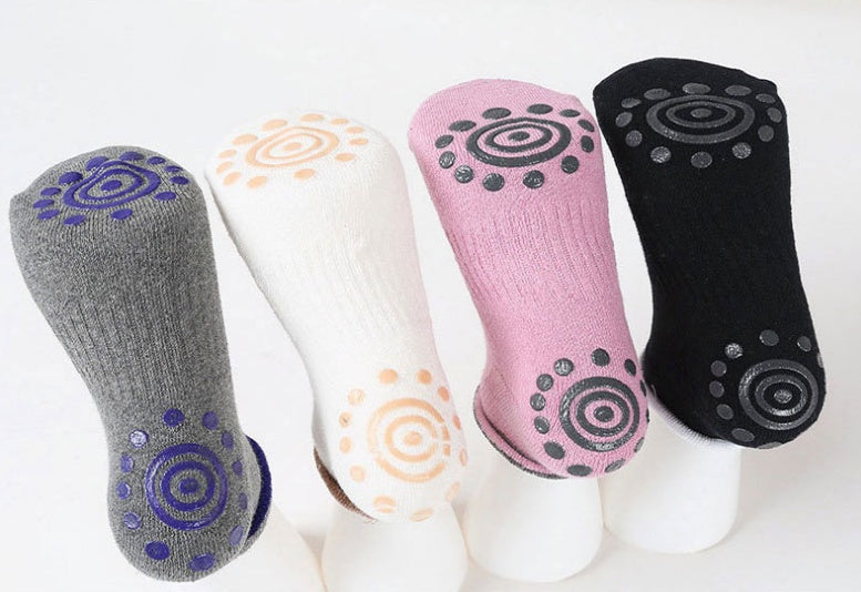 GripFlow Non-Slip Yoga Socks – Breathable Cotton Floor Socks with Silicone Grips