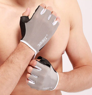 Women's Fitness Gloves / Gym Accessories